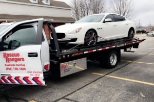 Flat Tire Changes in Douglass Hills Kentucky